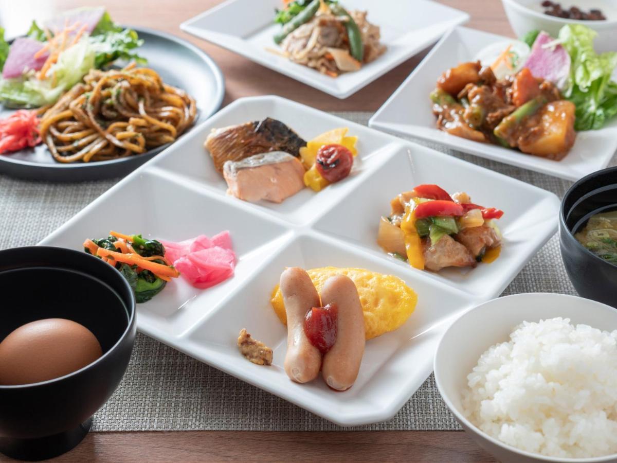 Super Hotel Jr Fujiekimae Kinenkan Фудзи Экстерьер фото